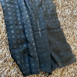 Salvatore Ferragamo logo scarf